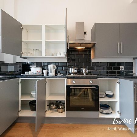Irvine Contractor Accommodation Leigh  Exteriör bild