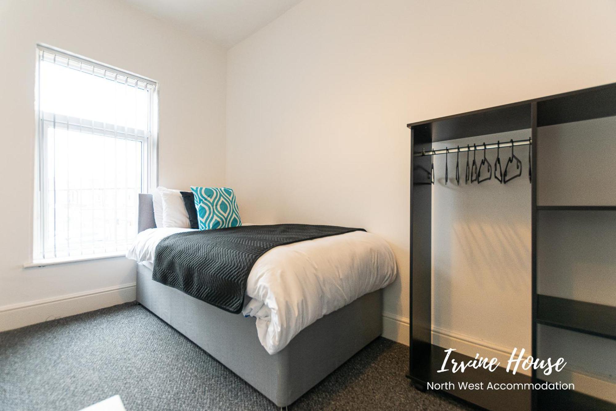 Irvine Contractor Accommodation Leigh  Exteriör bild