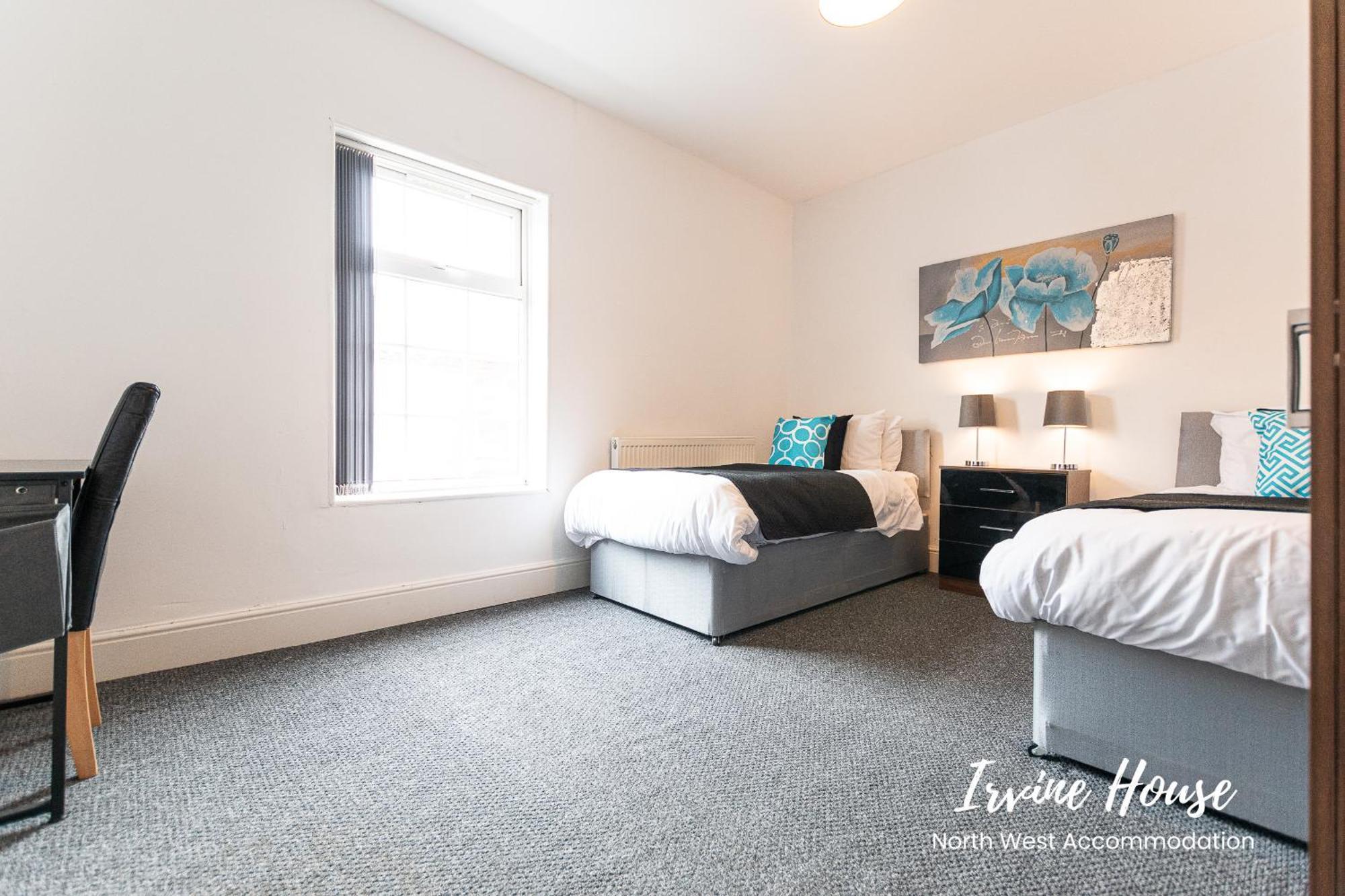 Irvine Contractor Accommodation Leigh  Exteriör bild